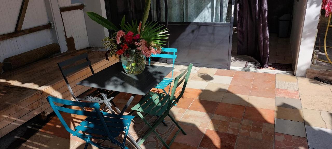 Label Kafe Apartment Буйянт Екстериор снимка